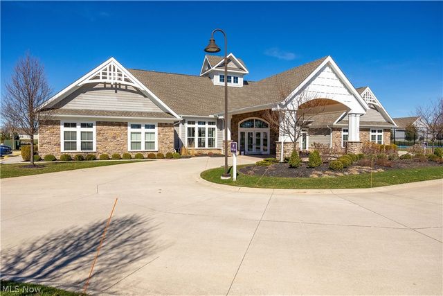 605 Cedar Crest Drive, Elyria, OH 44035