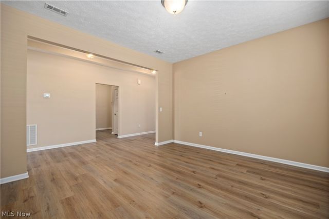 605 Cedar Crest Drive, Elyria, OH 44035