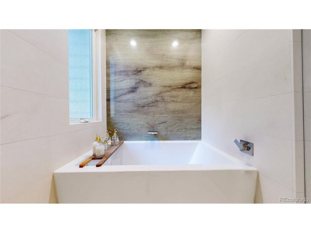 100 Hess Ave, Golden, CO 80401