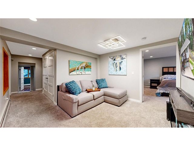 100 Hess Ave, Golden, CO 80401