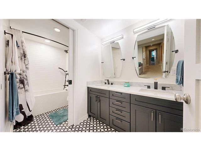 100 Hess Ave, Golden, CO 80401