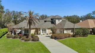 2756 Muirfield Dr, Navarre, FL 32566