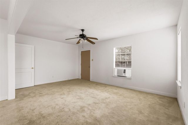 7215 Apache Street, Houston, TX 77028