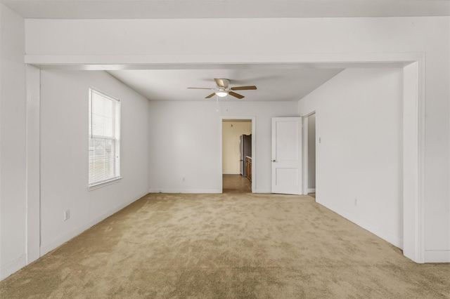 7215 Apache Street, Houston, TX 77028