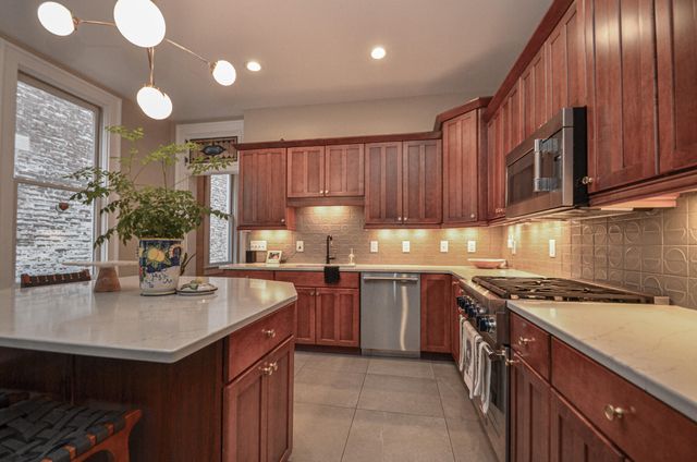 605 Monroe Street, Newport, KY 41071