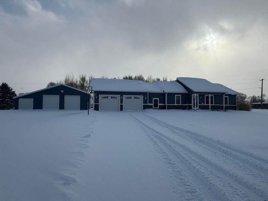 770 Miller Road, Gun Plain Twp, MI 49080