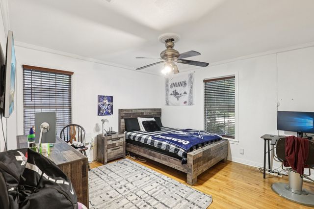 408 Harrison Lane, Hurst, TX 76053