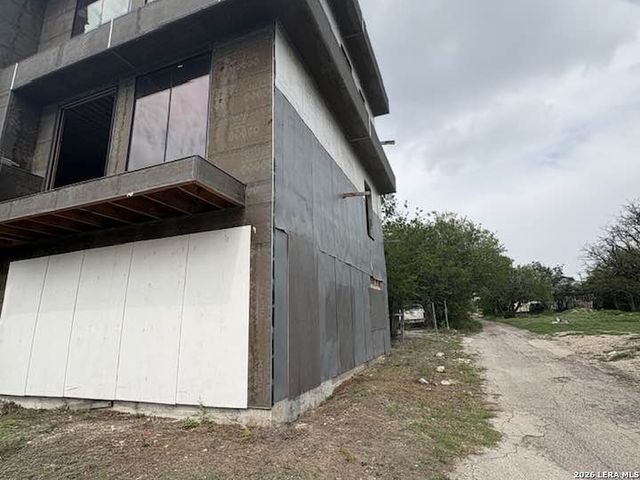 412 S HACKBERRY ST, San Antonio, TX 78203