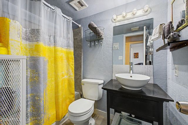 4252 N 68TH Lane, Phoenix, AZ 85033