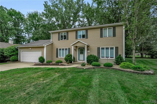 15 Inverness Circle, Amherst, NY 14051
