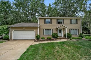 15 Inverness Circle, Amherst, NY 14051