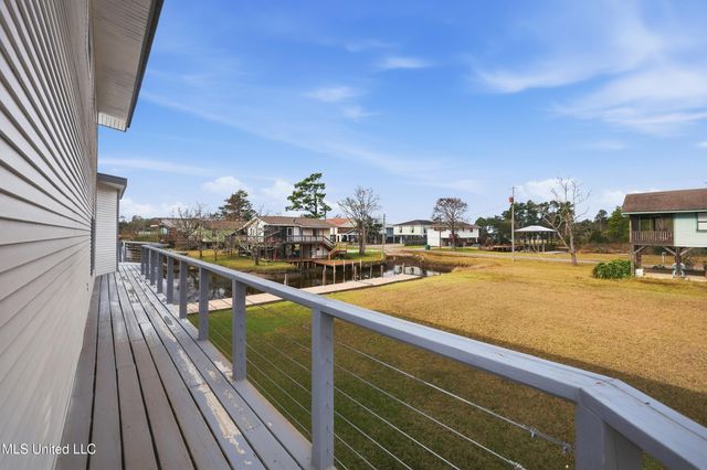 10064 Everest Street, Bay Saint Louis, MS 39520