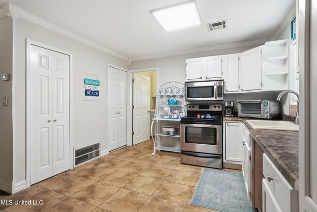 10064 Everest Street, Bay Saint Louis, MS 39520