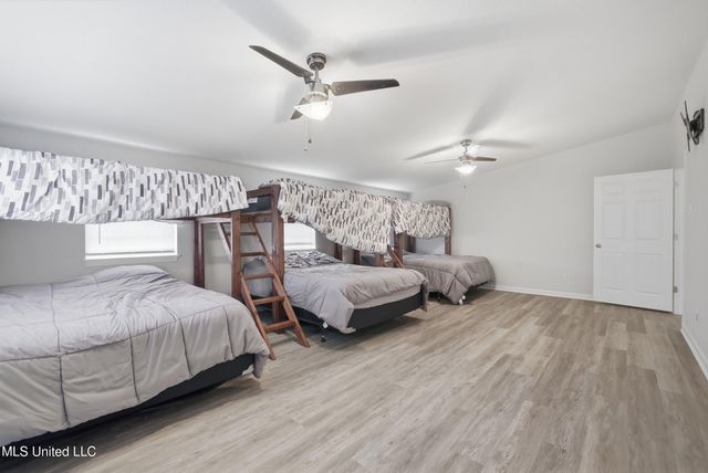 10064 Everest Street, Bay Saint Louis, MS 39520