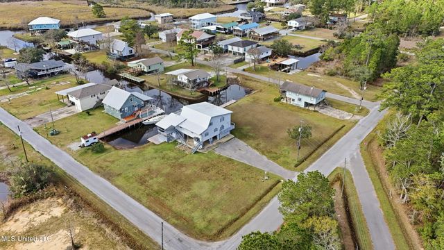 10064 Everest Street, Bay Saint Louis, MS 39520