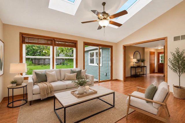 3971 S 118th STREET, Greenfield, WI 53228