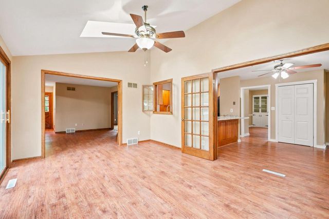 3971 S 118th STREET, Greenfield, WI 53228