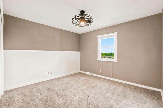 3971 S 118th STREET, Greenfield, WI 53228