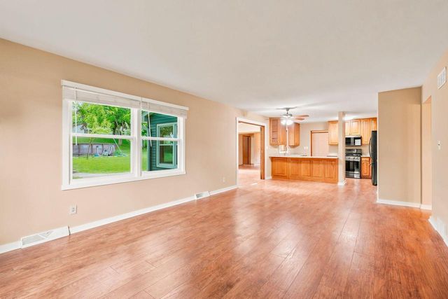 3971 S 118th STREET, Greenfield, WI 53228