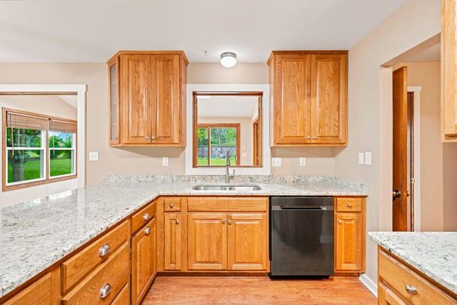 3971 S 118th STREET, Greenfield, WI 53228