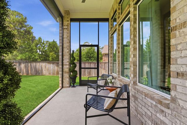 49 Snowdrop Lily Drive, Tomball, TX 77375