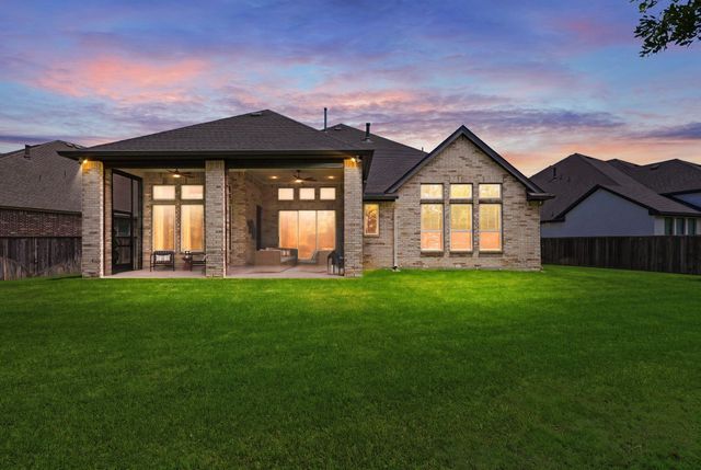 49 Snowdrop Lily Drive, Tomball, TX 77375