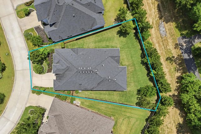 49 Snowdrop Lily Drive, Tomball, TX 77375