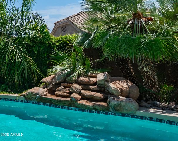 8723 E HILLVIEW Street, Mesa, AZ 85207