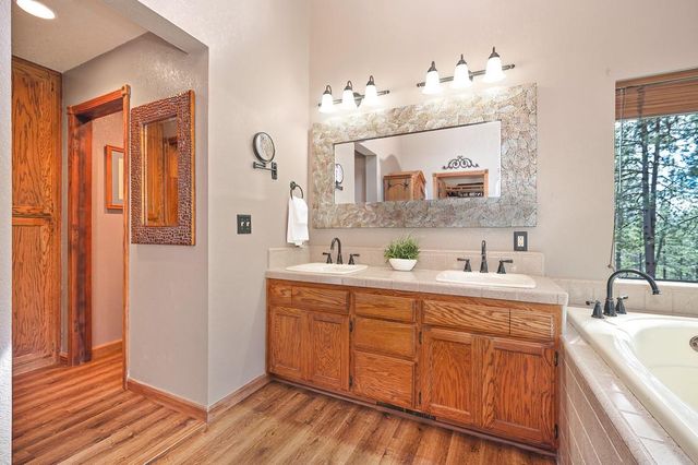 3971 Donner Trl, Placerville, CA 95667