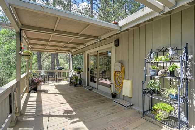 3971 Donner Trl, Placerville, CA 95667