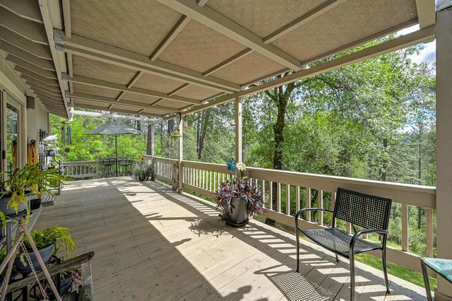 3971 Donner Trl, Placerville, CA 95667