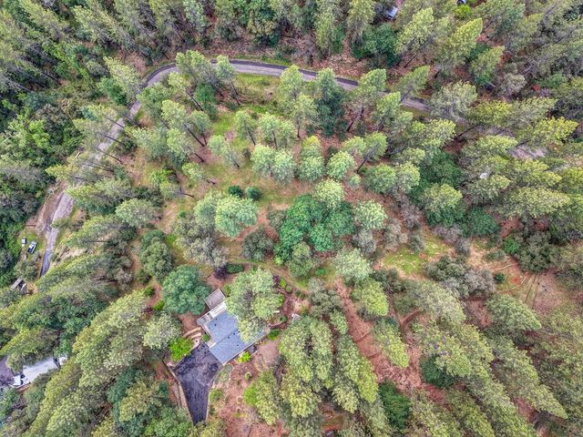 3971 Donner Trl, Placerville, CA 95667