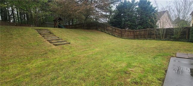 2920 Cooper Woods Drive, Loganville, GA 30052