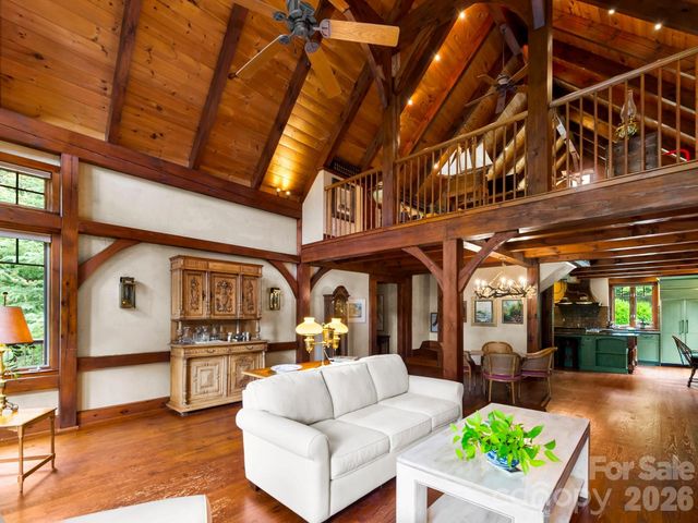 4 Landy Lane, Landrum, SC 29356