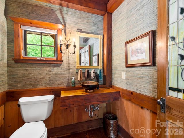 4 Landy Lane, Landrum, SC 29356