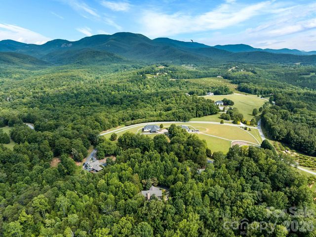 4 Landy Lane, Landrum, SC 29356