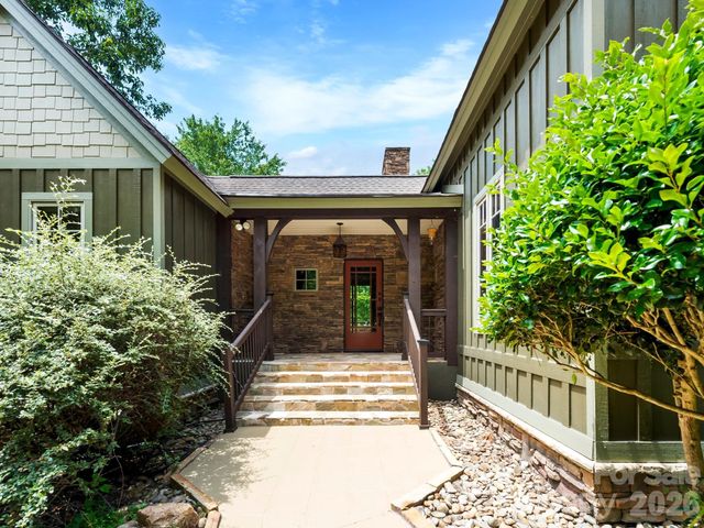 4 Landy Lane, Landrum, SC 29356