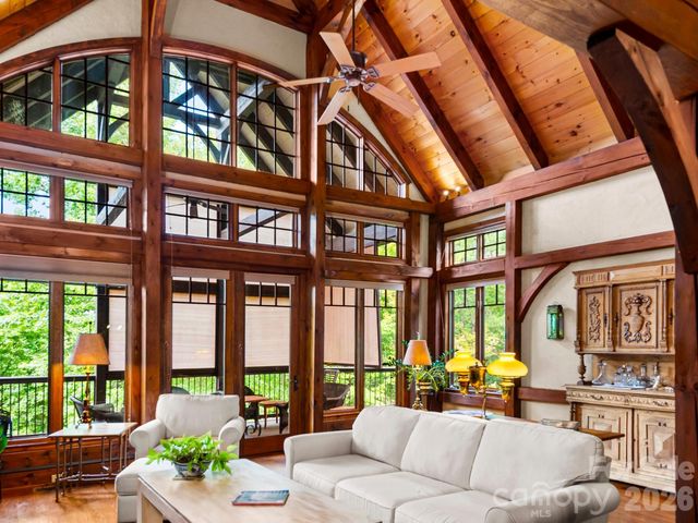 4 Landy Lane, Landrum, SC 29356