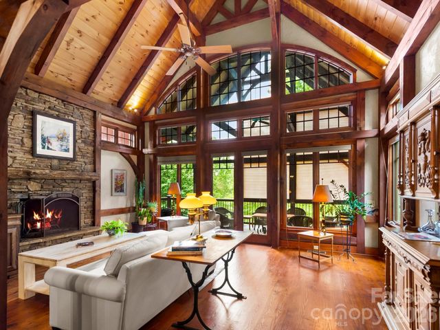 4 Landy Lane, Landrum, SC 29356