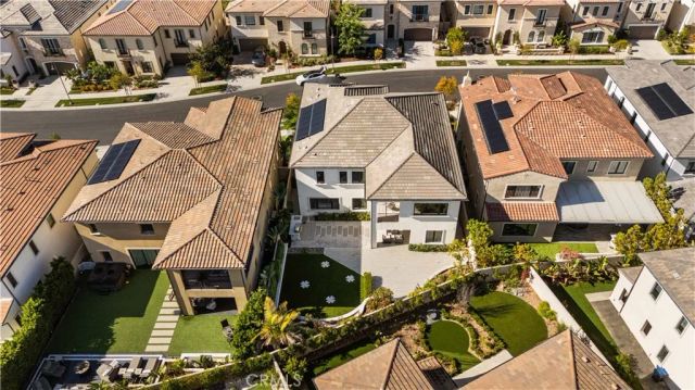 57 Kite, Irvine, CA 92618