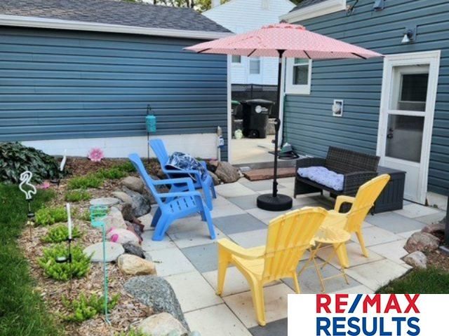 2107 S 35 Street, Omaha, NE 68105