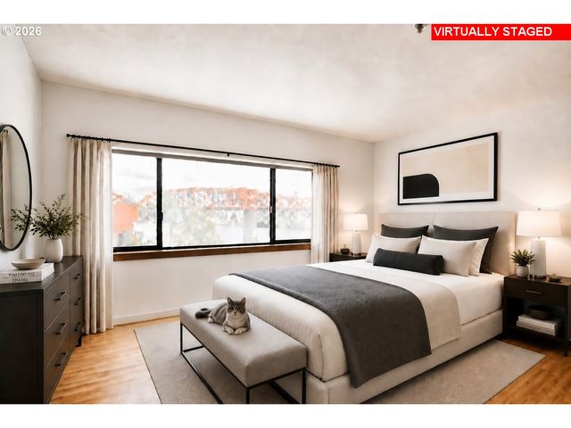 840 Nw NAITO Pkwy H-10, Portland, OR 97209
