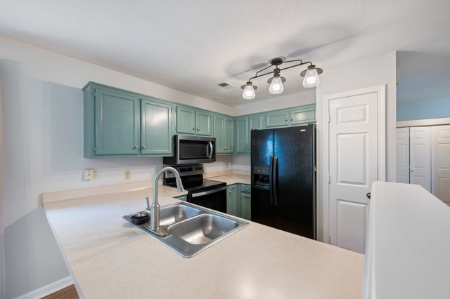 807 Bexhill Ct, N, Hermitage, TN 37076