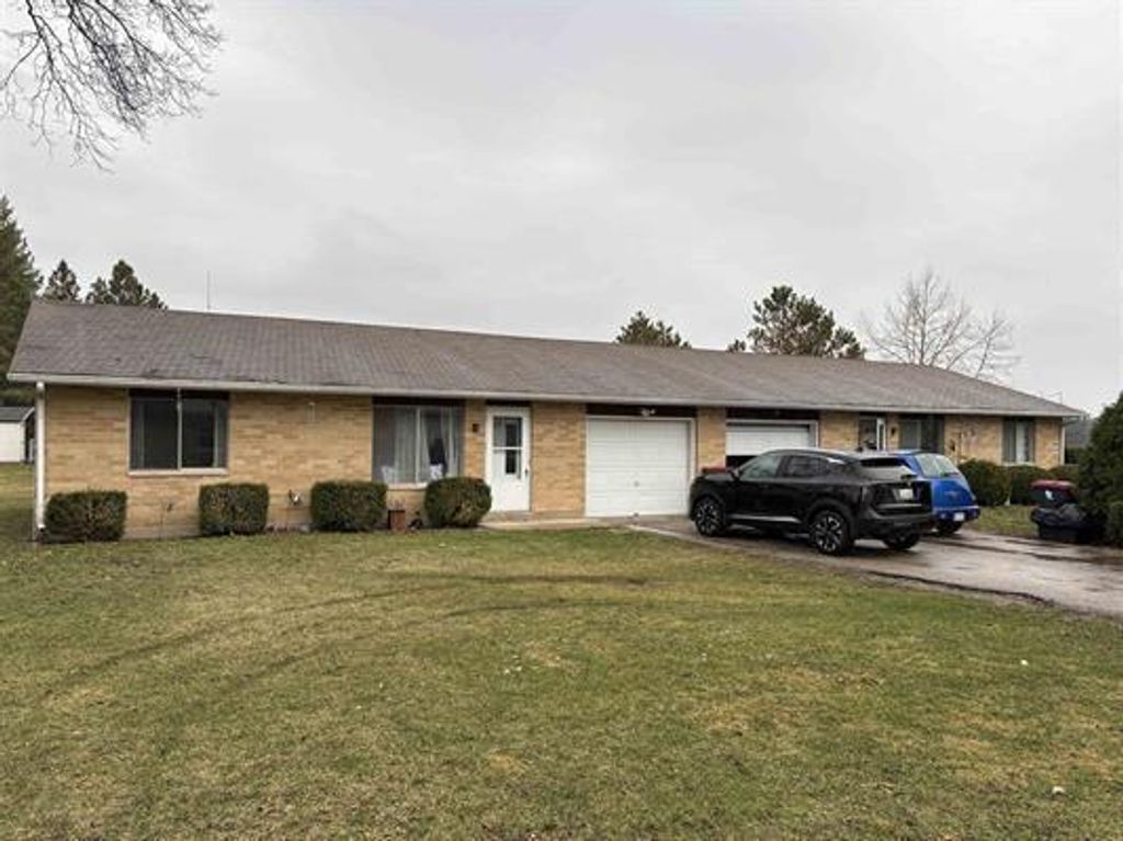 417-419 Simonson Street, Cambridge, WI 53523