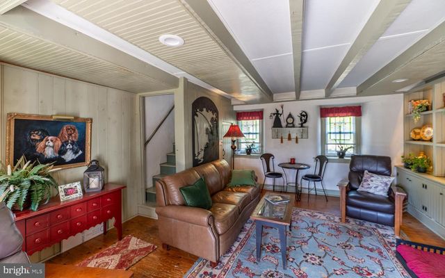 547 BALTIMORE PIKE, Glen Mills, PA 19342