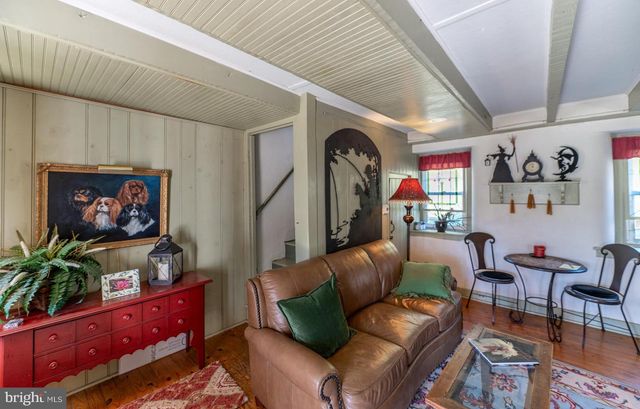 547 BALTIMORE PIKE, Glen Mills, PA 19342