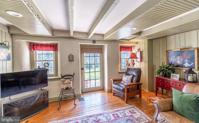 547 BALTIMORE PIKE, Glen Mills, PA 19342