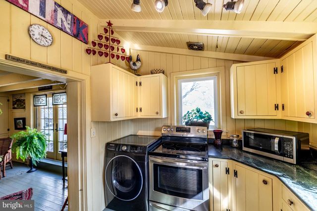 547 BALTIMORE PIKE, Glen Mills, PA 19342