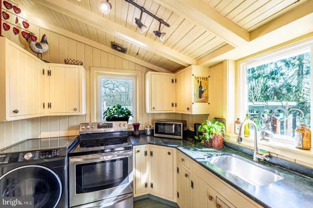 547 BALTIMORE PIKE, Glen Mills, PA 19342