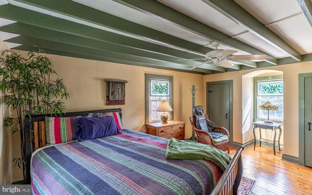 547 BALTIMORE PIKE, Glen Mills, PA 19342